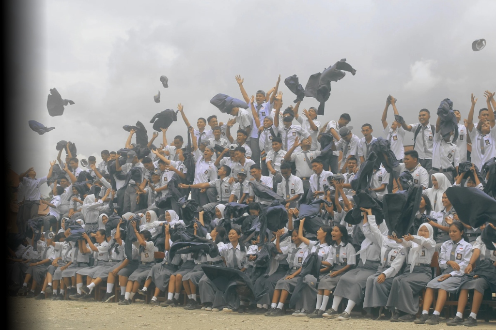 Siswa-siswi SMA Negeri 1 Halmahera Timur